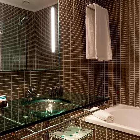 Ac Hotel 4*